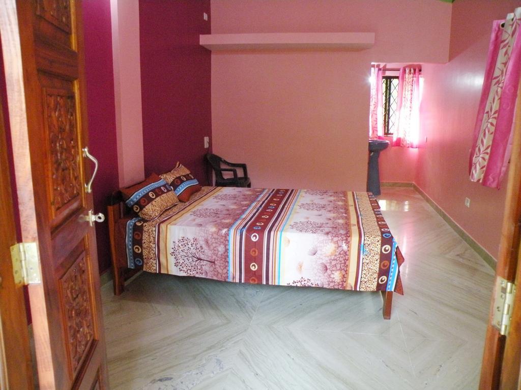 Sai Guru Guest House อันจูนา ห้อง รูปภาพ