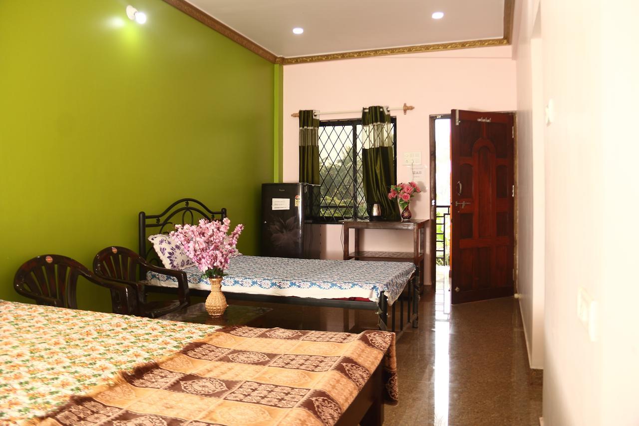 Sai Guru Guest House อันจูนา ภายนอก รูปภาพ