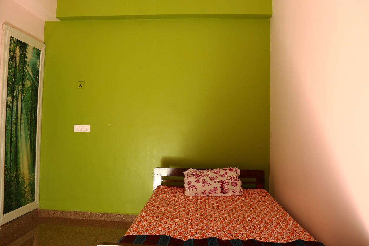 Sai Guru Guest House อันจูนา ภายนอก รูปภาพ