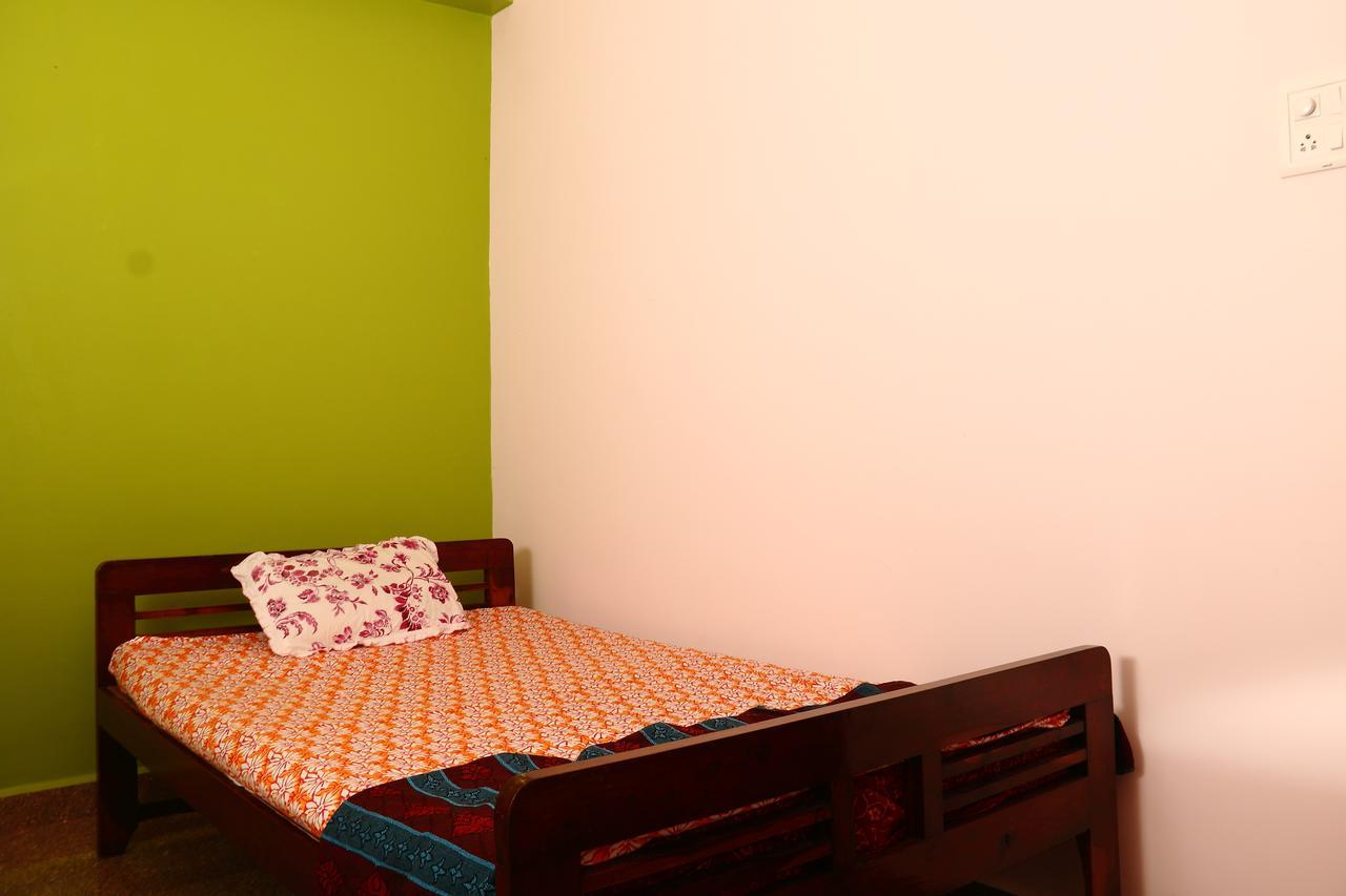 Sai Guru Guest House อันจูนา ภายนอก รูปภาพ